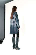 Load image into Gallery viewer, Oversized navy checkered cotton Shirt-Dress