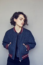 Load image into Gallery viewer, Wool vintage style padded Bomber - Navy