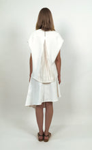 Load image into Gallery viewer, Off White Cotton Piqué Asymmetric Skirt
