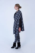 Load image into Gallery viewer, Tailored Jacket-cape in Italian wool - Grey checkered
