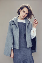 Load image into Gallery viewer, Jacket in mixed wool with zips all along sleeves - Light grey
